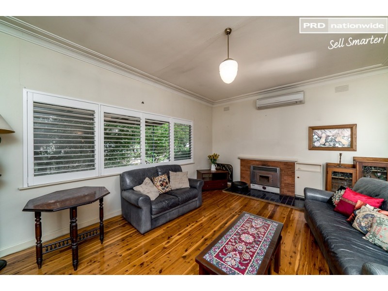 31 Plumpton Road, Kooringal NSW 2650