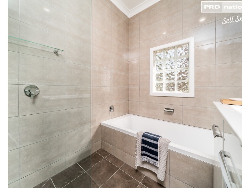 290 Kincaid Street, Wagga Wagga NSW 2650