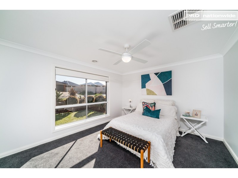 96 Barmedman Avenue, Gobbagombalin NSW 2650