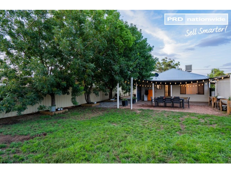 54 Gormly Avenue, Wagga Wagga NSW 2650
