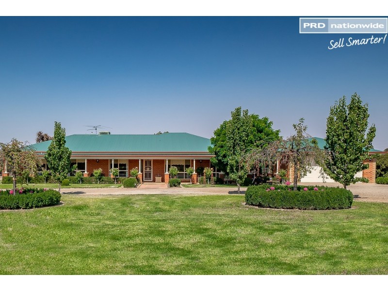 6 Campaspe Close, Springvale NSW 2650