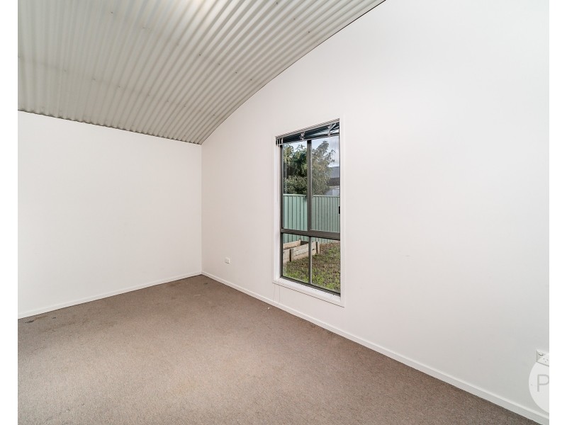 8 Albert Street, Wagga Wagga NSW 2650