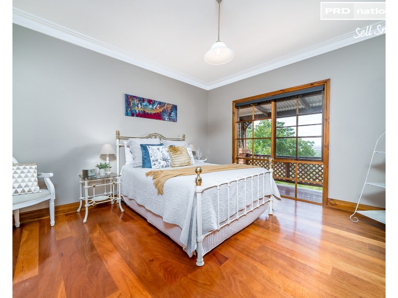 2 Baree Place, Kooringal NSW 2650