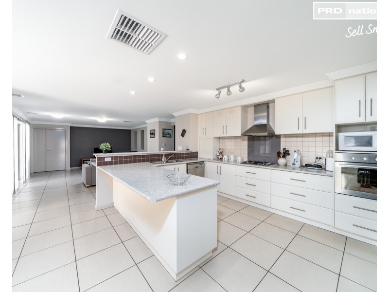 48 Bourkelands Drive, Bourkelands NSW 2650
