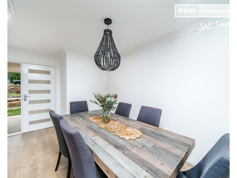 10 Ellwood Close, Bourkelands NSW 2650