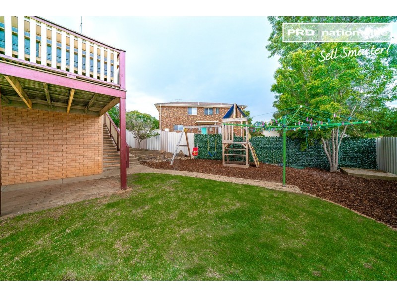 10 Ellwood Close, Bourkelands NSW 2650