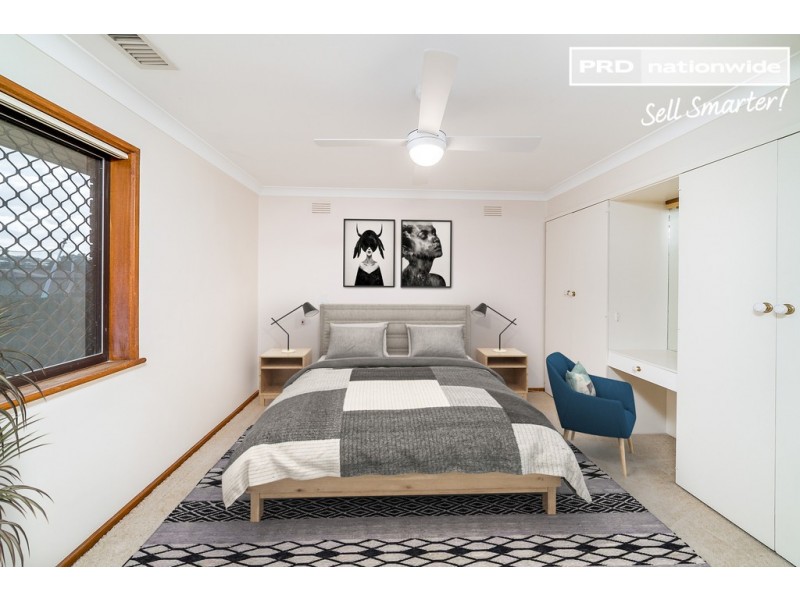 26 Balmoral Crescent, Lake Albert NSW 2650