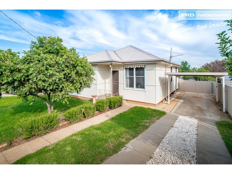 26 Northcott Parade, Mount Austin NSW 2650
