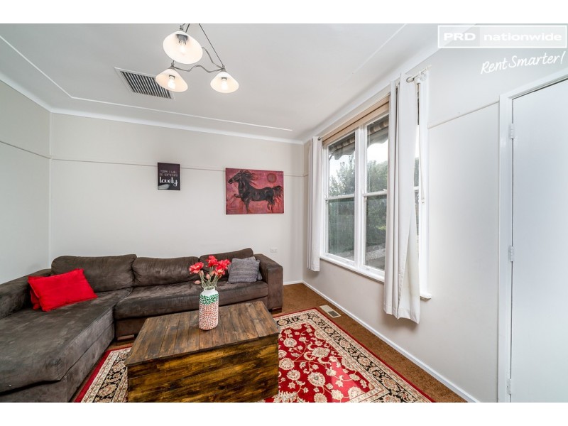 26 Northcott Parade, Mount Austin NSW 2650