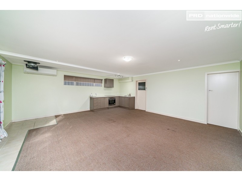 66 Meadow Street, Kooringal NSW 2650