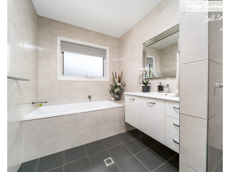 45 Franklin Drive, Estella NSW 2650