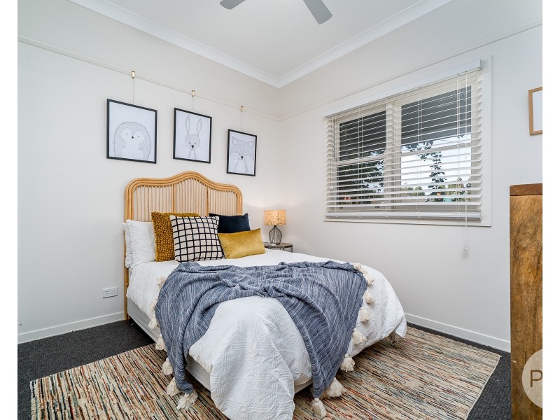 27 Dobbs Street, Wagga Wagga NSW 2650
