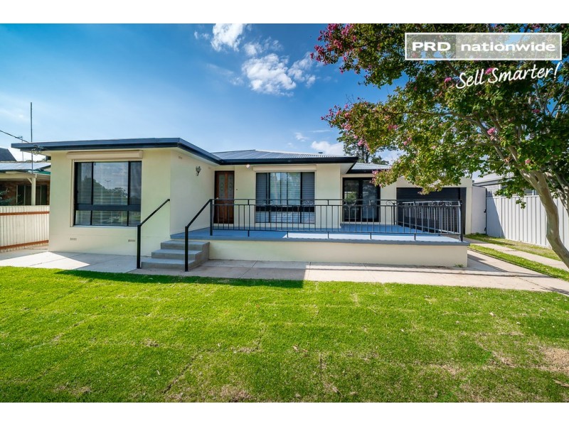 119 Main Street, Lake Albert NSW 2650