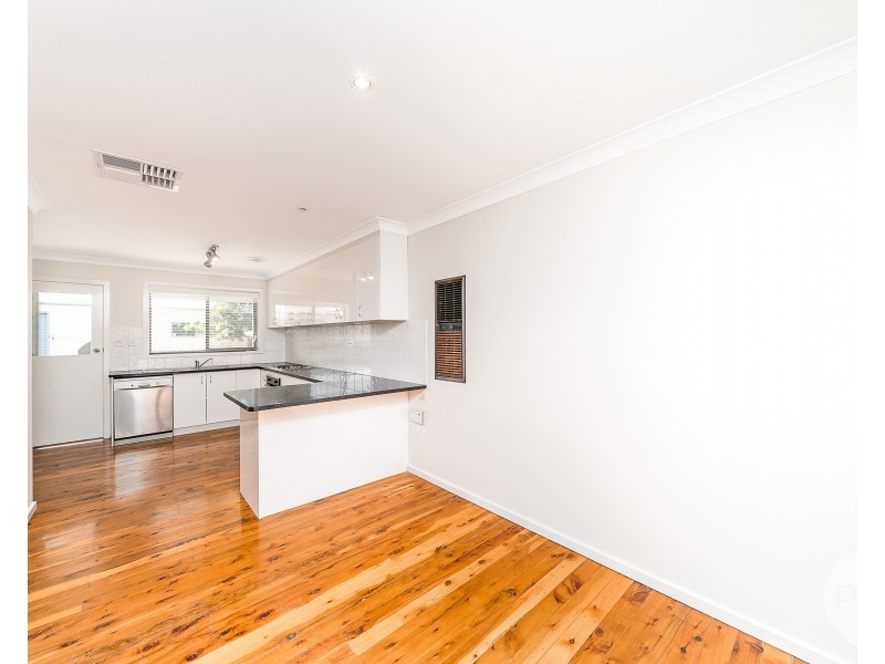 119 Main Street, Lake Albert NSW 2650