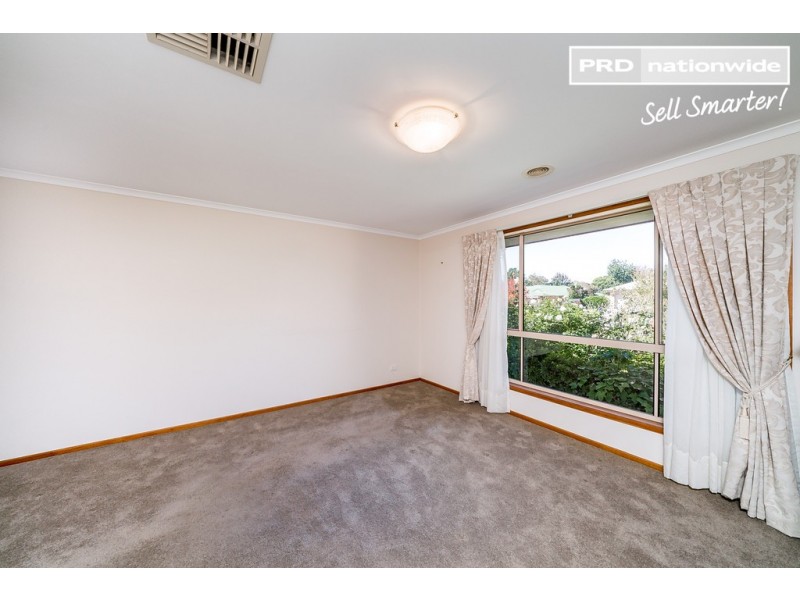 104 Kaloona Drive, Bourkelands NSW 2650