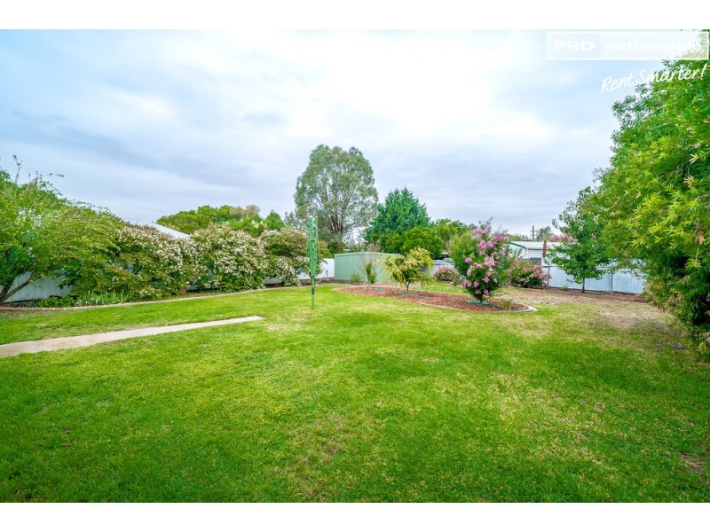 5 Cutler Avenue, Kooringal NSW 2650