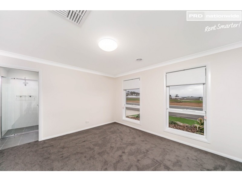 1 Dupree Boulevard, Lloyd NSW 2650