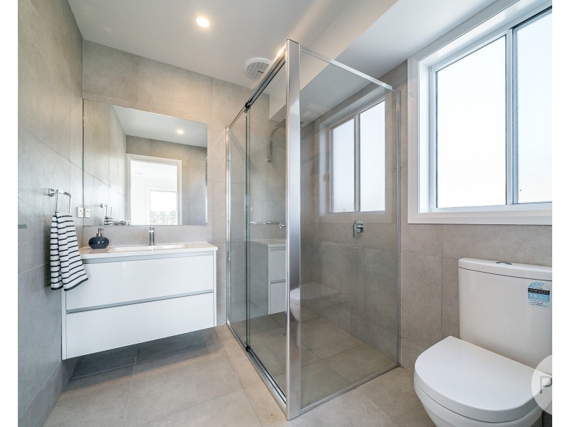 13 Wiveon Street, Gobbagombalin NSW 2650