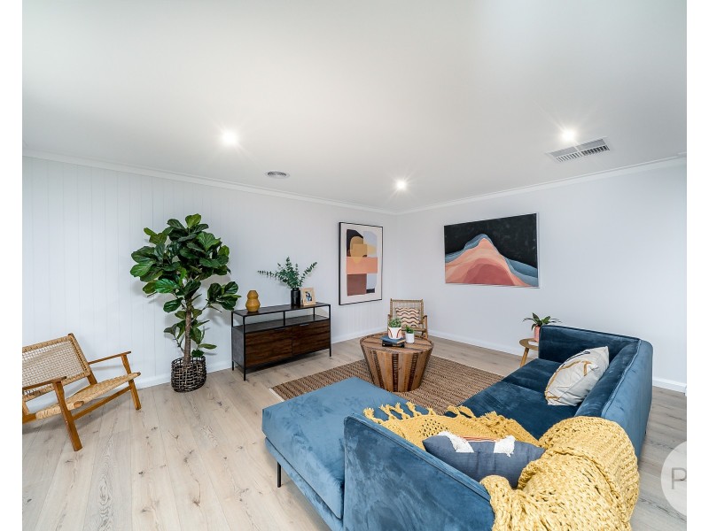 13 Wiveon Street, Gobbagombalin NSW 2650