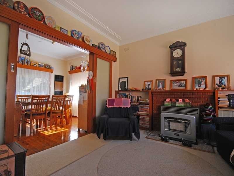 220 Bourke Street, Tolland NSW 2650