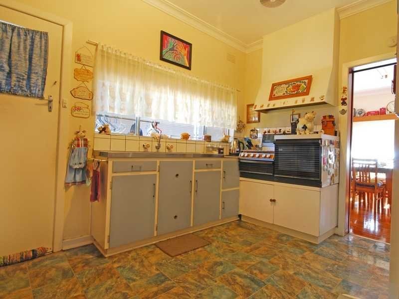 220 Bourke Street, Tolland NSW 2650