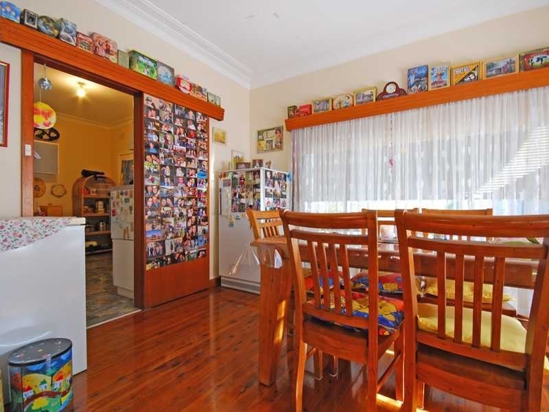 220 Bourke Street, Tolland NSW 2650