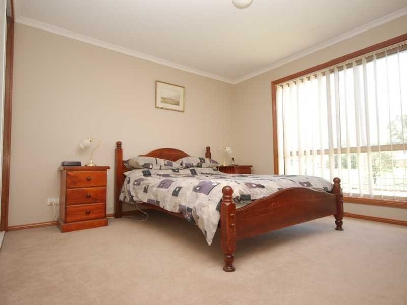 24 Broad Street, Wagga Wagga NSW 2650