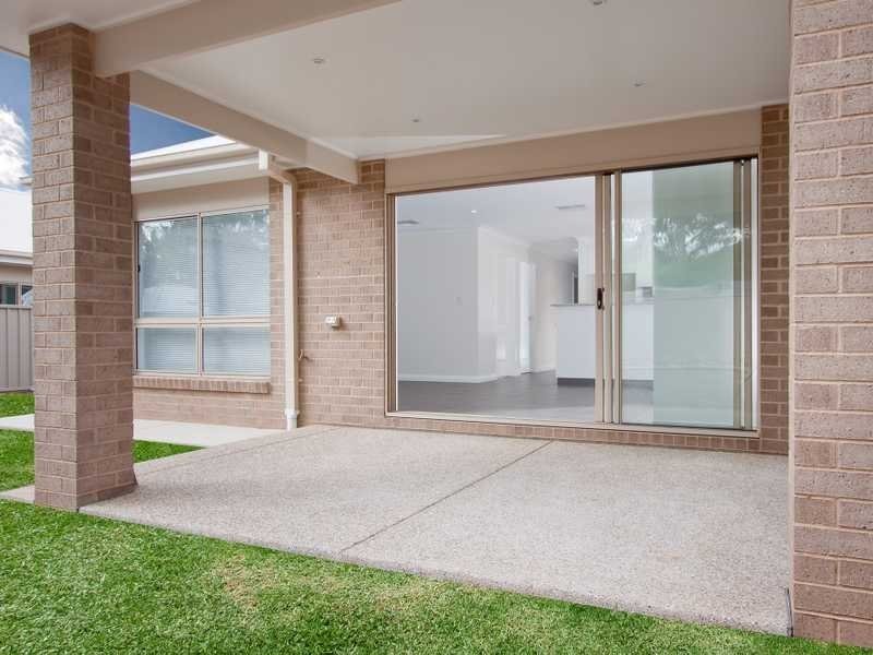 9B John Street, Kooringal NSW 2650
