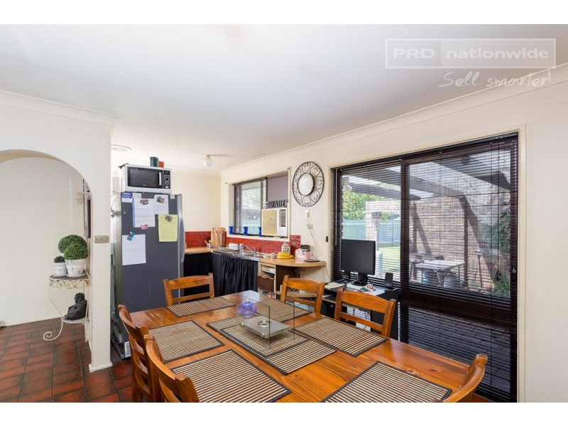 36 Maple Road, Lake Albert NSW 2650