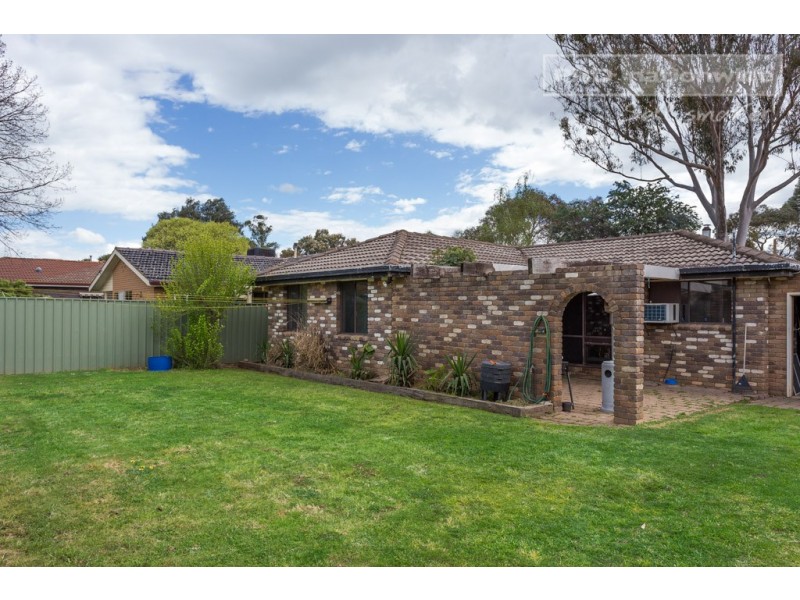 36 Maple Road, Lake Albert NSW 2650