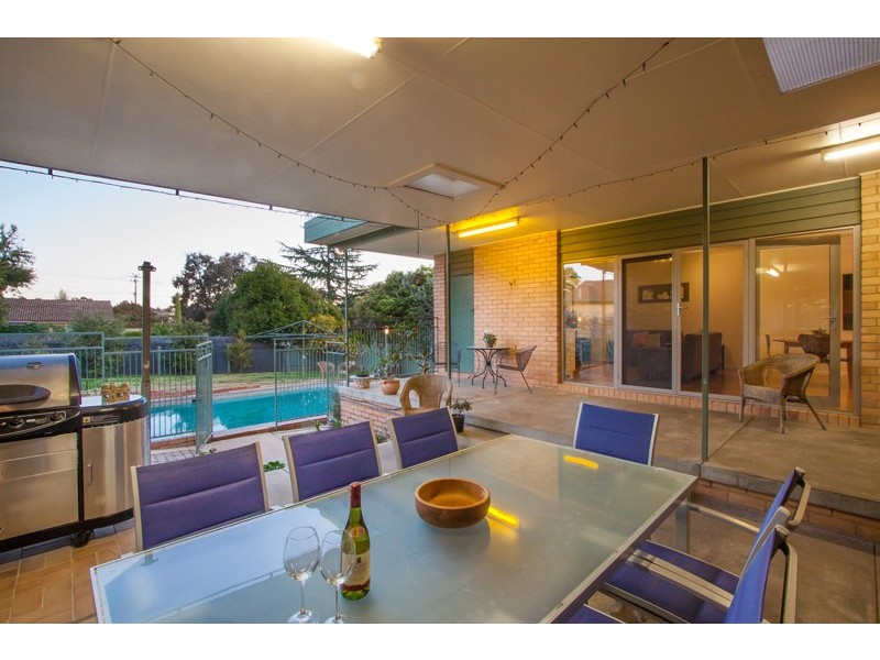 58 Nixon Crescent, Tolland NSW 2650