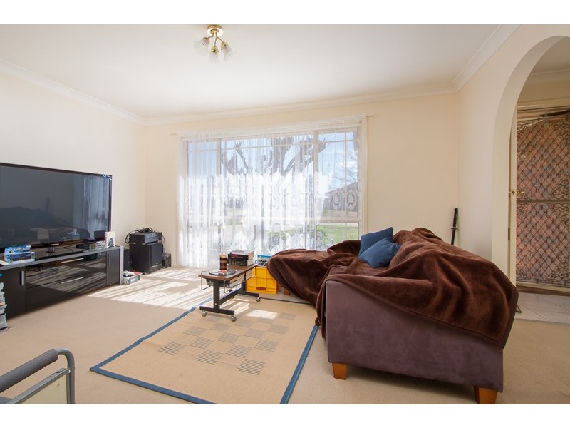 40 Kaldari Crescent, Glenfield Park NSW 2650