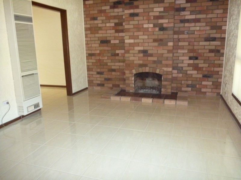 21 Alldis Place, Kooringal NSW 2650
