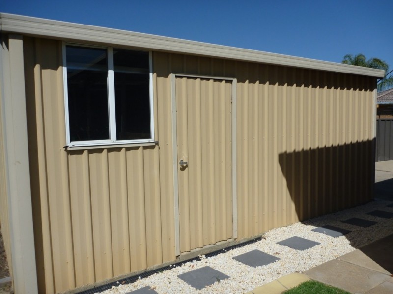 21 Alldis Place, Kooringal NSW 2650