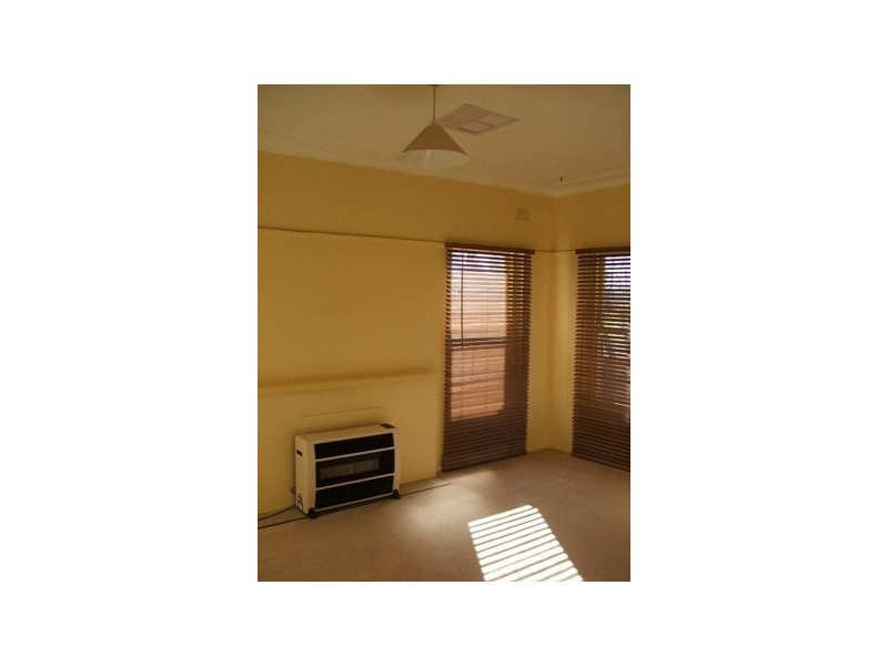 2 West Parade, Wagga Wagga NSW 2650