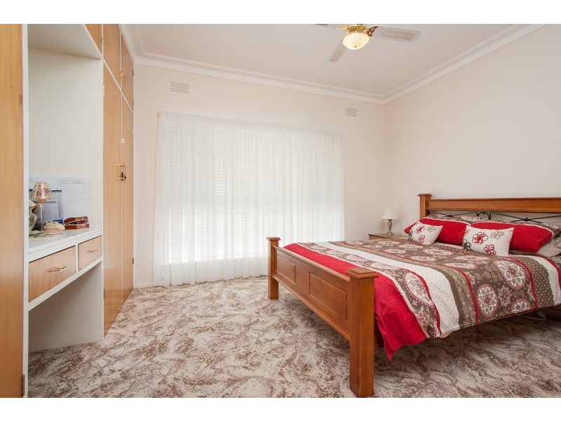 50 Walteela Avenue, Mount Austin NSW 2650