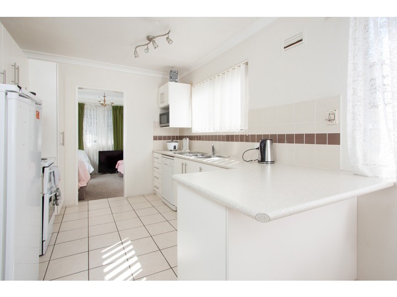 8 Walana Crescent, Kooringal NSW 2650