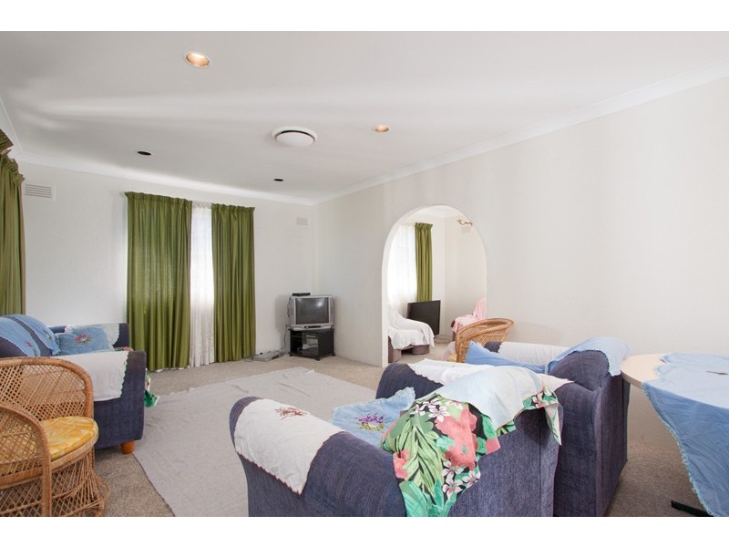 8 Walana Crescent, Kooringal NSW 2650