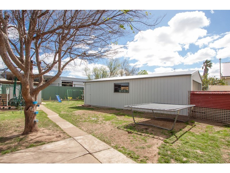 2 Cullen Road, Wagga Wagga NSW 2650