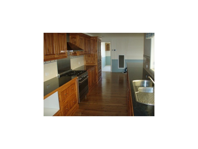 19 Cowan Place, Lloyd NSW 2650