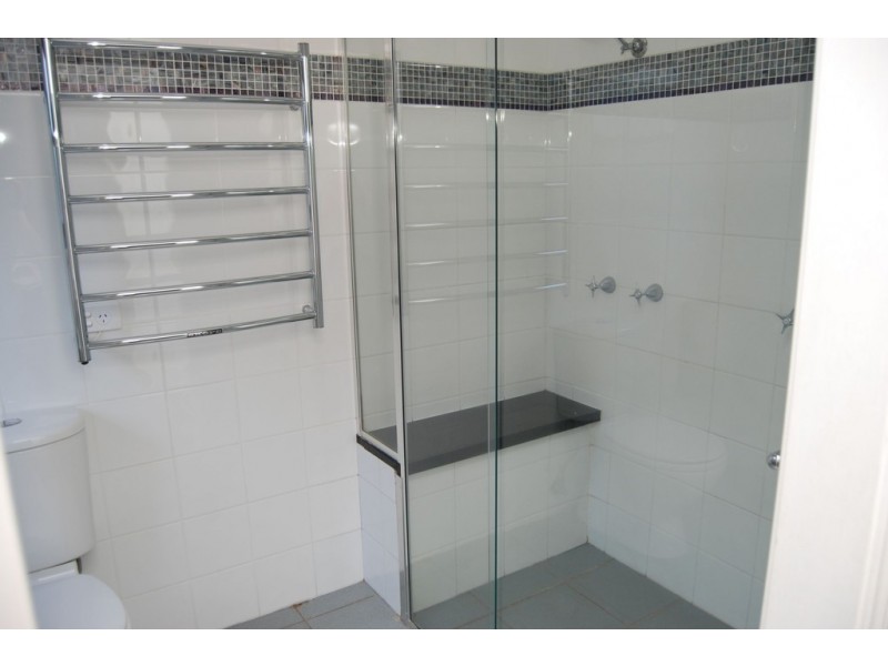 42 Simmons Street, Wagga Wagga NSW 2650