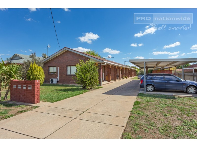 Units 1-4/2A Rowe Street, Lake Albert NSW 2650