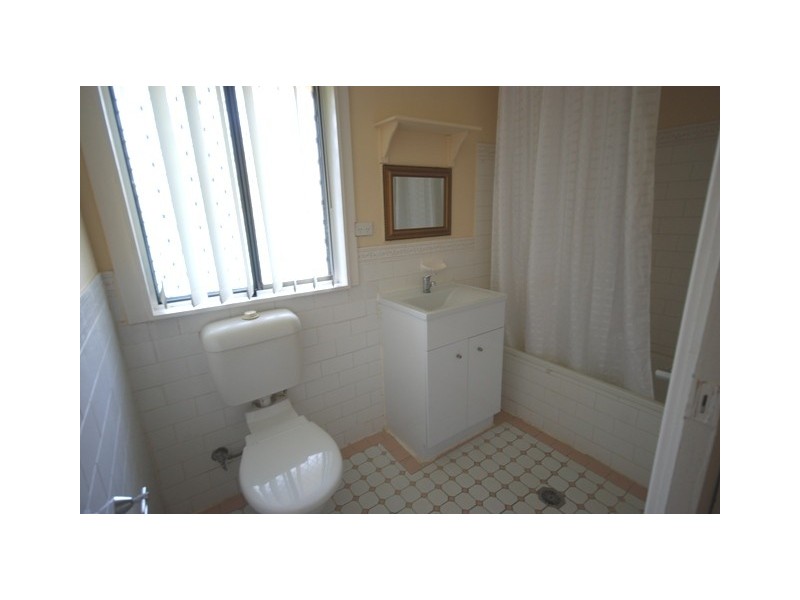 40 Callaghan Street, Ashmont NSW 2650