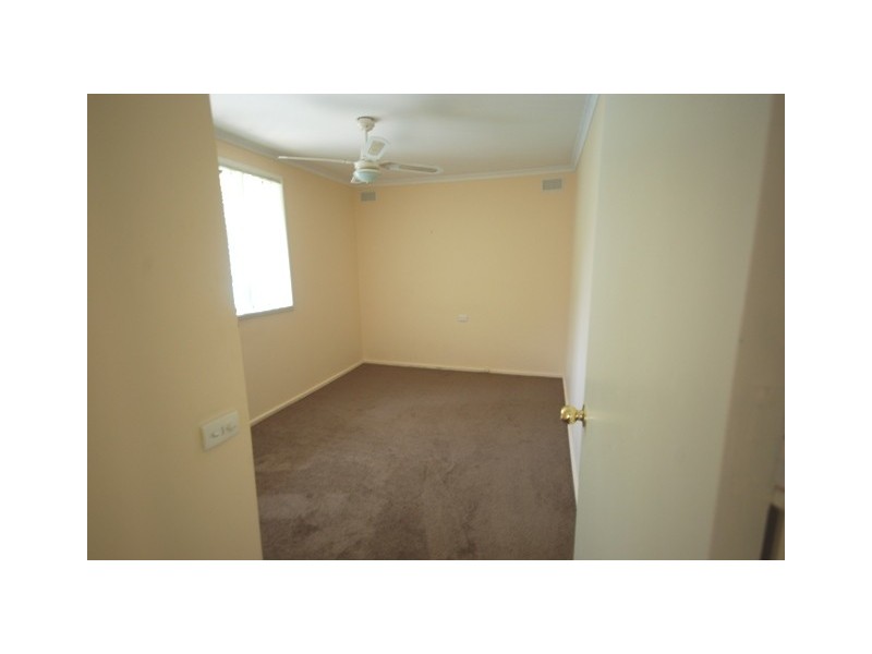 40 Callaghan Street, Ashmont NSW 2650