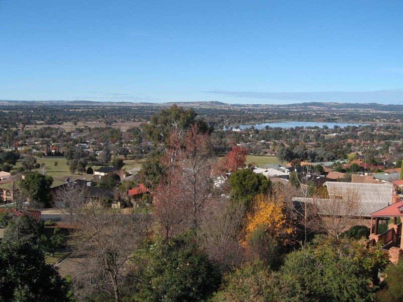 3 Baree Place, Kooringal NSW 2650