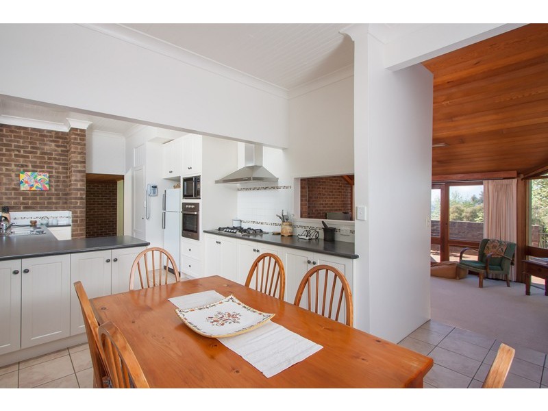 3 Baree Place, Kooringal NSW 2650