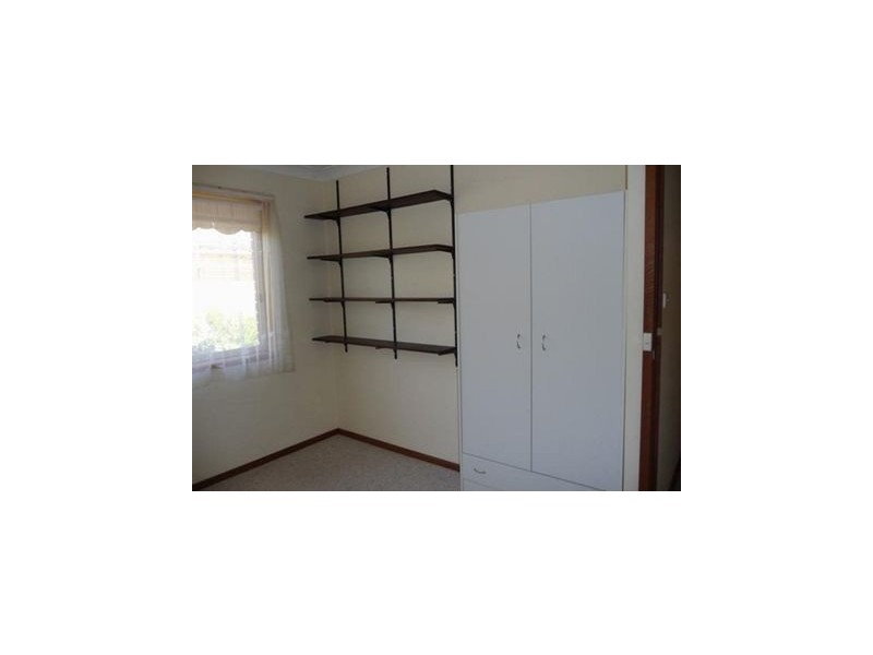 48 Pugsley Ave, Estella NSW 2650