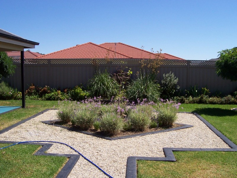 33 Womboin Crescent, Glenfield Park NSW 2650