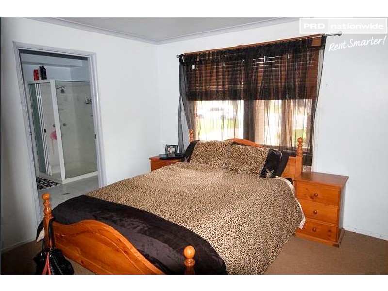 56 Elizabeth Avenue, Forest Hill NSW 2651