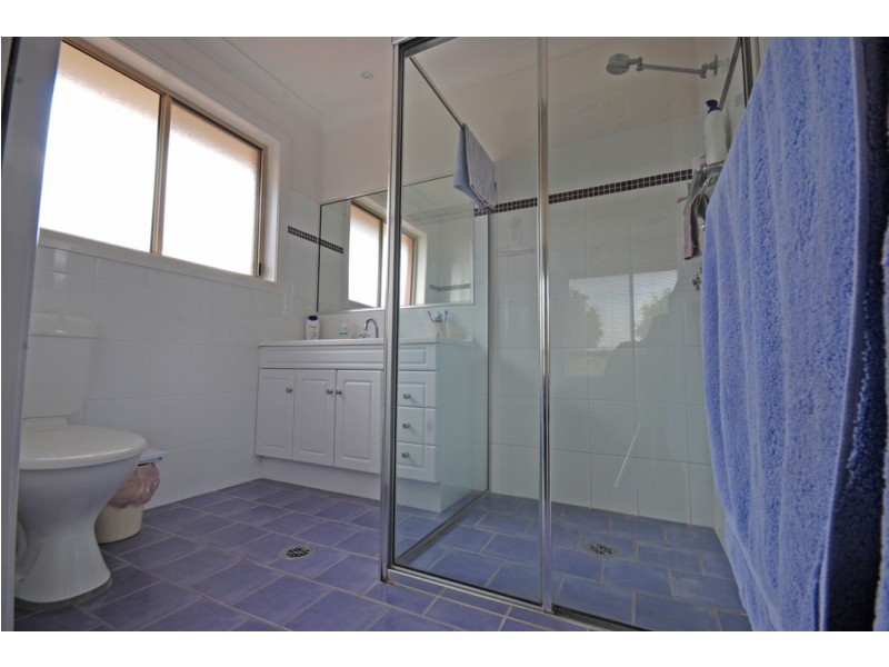 19 Birri Place, Glenfield Park NSW 2650